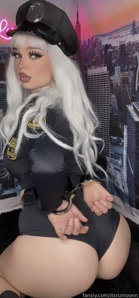 itsrumoonn top model pics