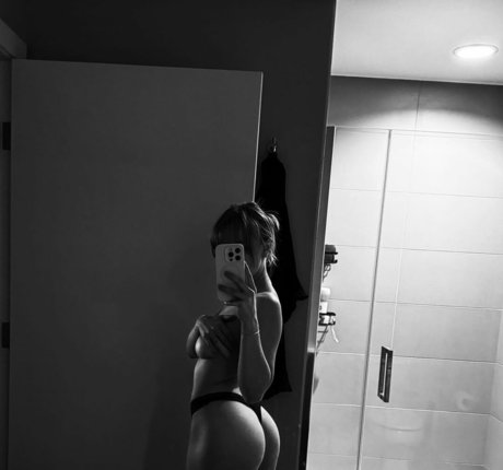 hopeann__ model nice galleries