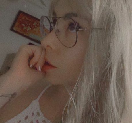 Bonni3 top model archive