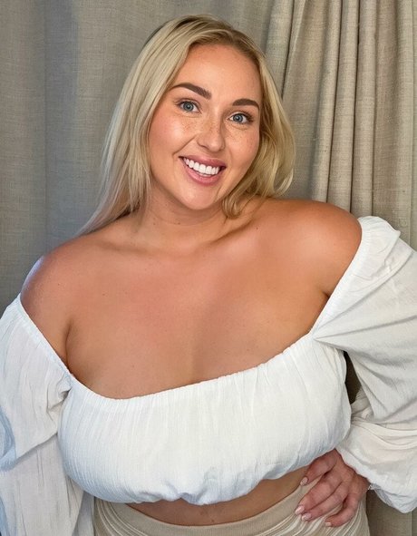 Nora Davis sex model photo