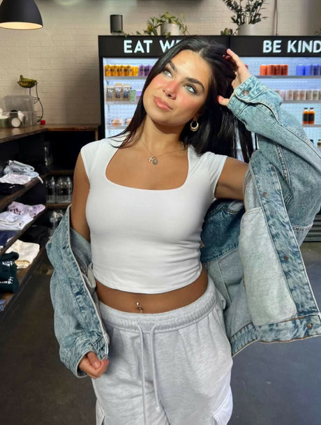 Alisa Kotlyarenko sex model image