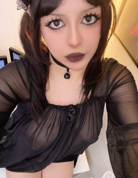 male naked onlyfans pretty image