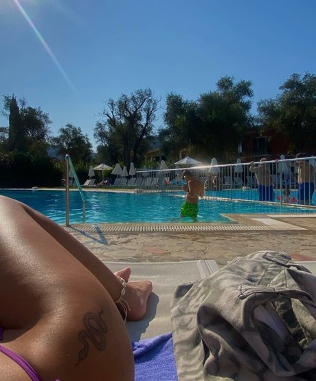 Talia Agmon art star galleries