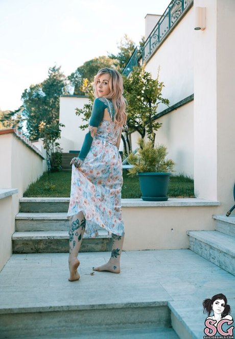 Ninaq pretty star archive