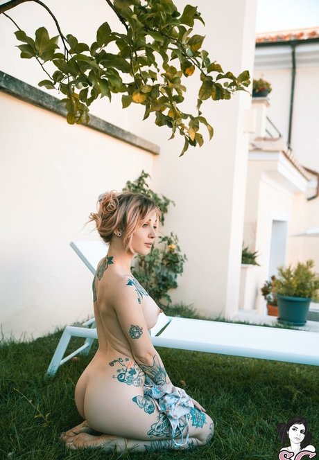 Ninaq pornstar beautiful pics