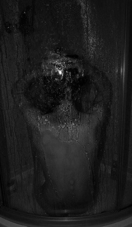 lolli dream pornstar naked archive