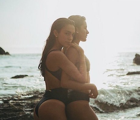 Luana Batanero art star pic