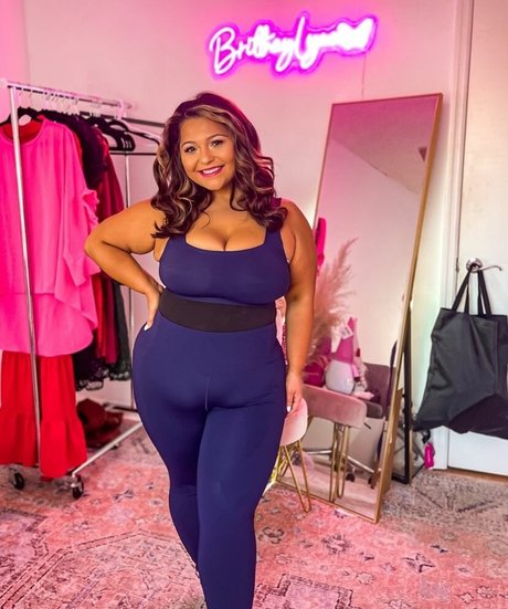 Brittney Lynn Vozar naked pornstar photos