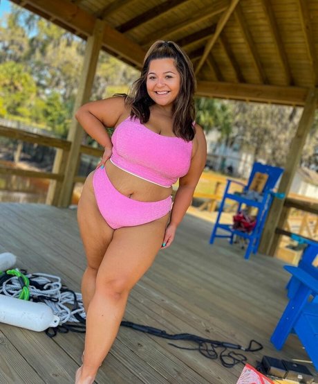 Brittney Lynn Vozar star hd pics