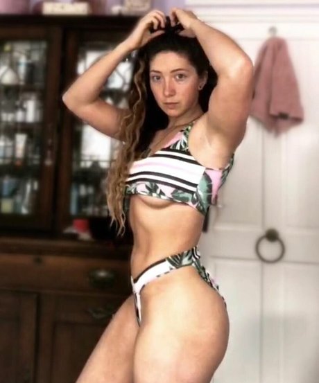 Sophia Ellis top actress img