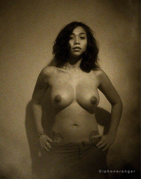 Kat TaylorSaydie model erotic gallery