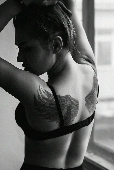 katabrutata model high quality images