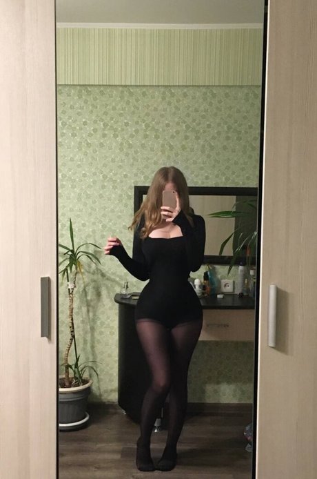 katrlvinaa pornstar img