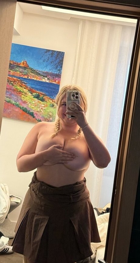 Niki Peacock pornstar free galleries