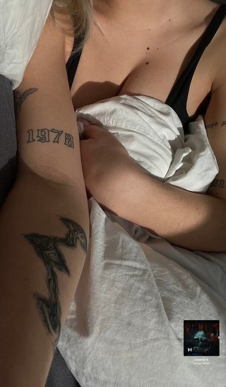 linemettler sex model photo