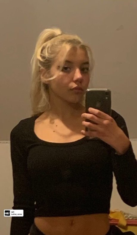 linemettler nude model images