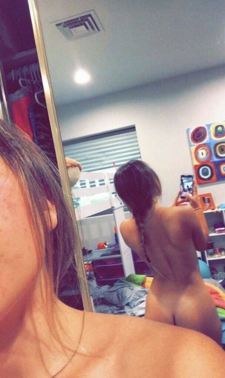 bigbootibella star perfect pic