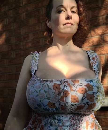 average onlyfans beautiful naked photo