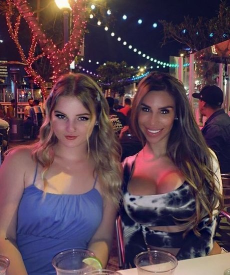 sunshinefitxo pornographic actress photos