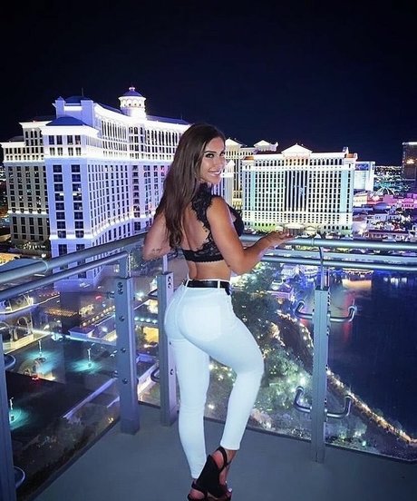 sunshinefitxo nude model pics