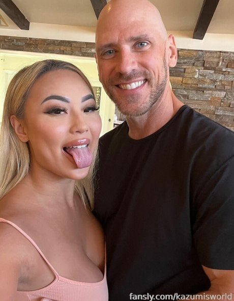 kazumisworld star art gallery