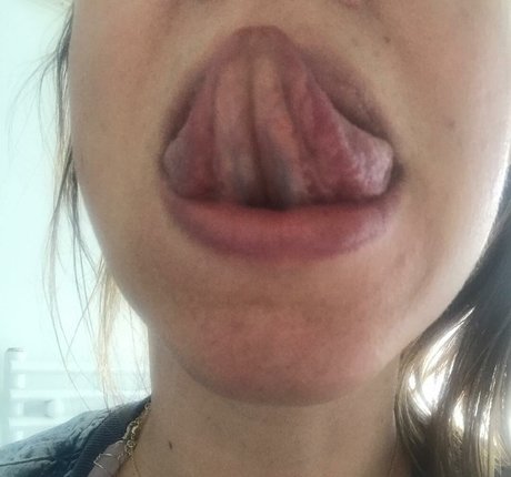 Lou Sanders nudes model pic