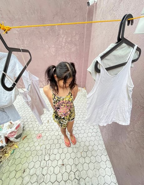 AlexIcy hd actress gallery