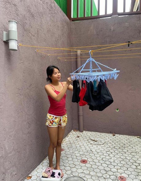 AlexIcy adult actress pics