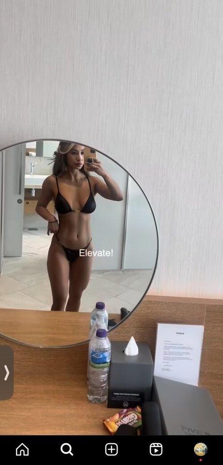 theaphysique nude model galleries