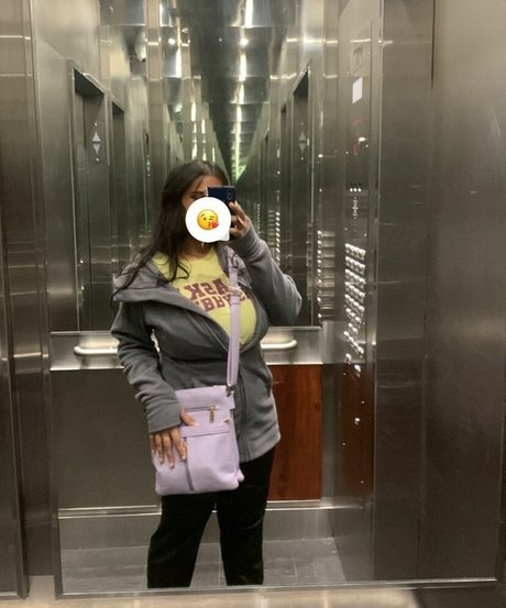 Desi Aurora exclusive actress pictures