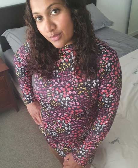 Scarlet Vixen naked actress images