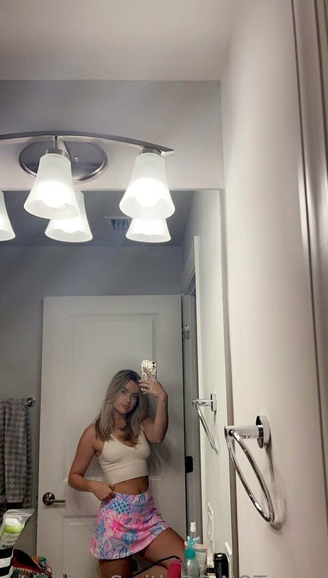 lindsaymfsmith high quality actress img