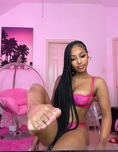 OfficialLadiiScorpio star nice image