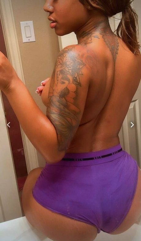 OfficialLadiiScorpio perfect pornstar photo