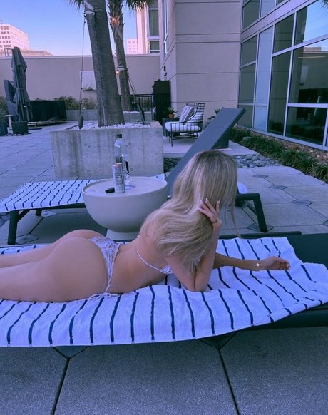 Dijana Monica nude pornstar photos