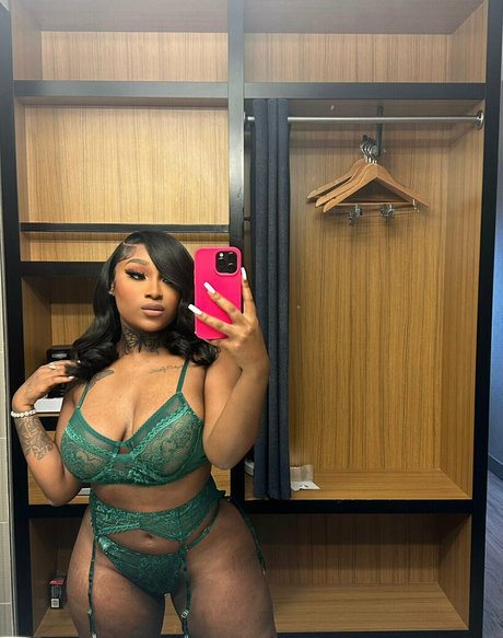 Erica Banks high quality pornstar pictures