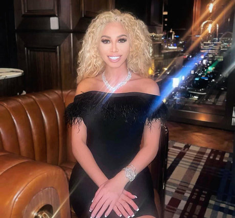 Brooklyn Benzz free pornstar pics