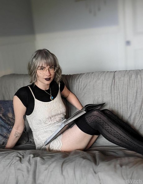 college student onlyfans sexy pic