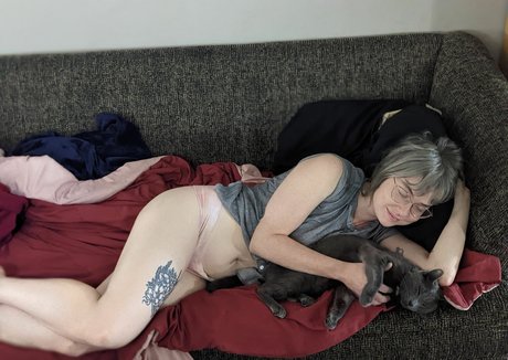 TheMissSilverWitch star nude image