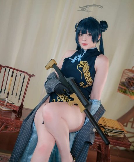 Kimuu nudes model img