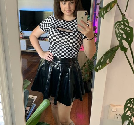 Naysy pornstar top picture