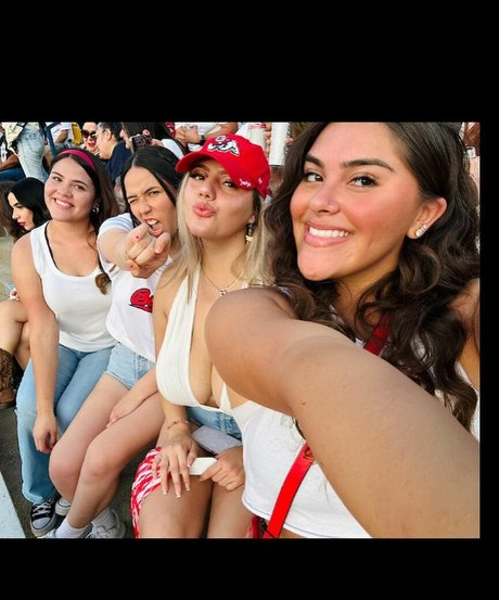 Inez Curiel model porn photos