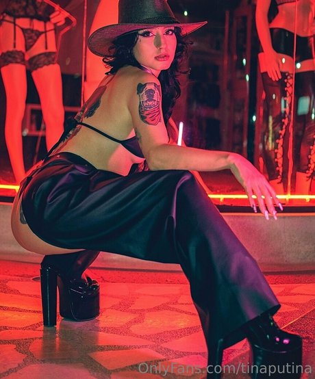 tinaputina Profile pic