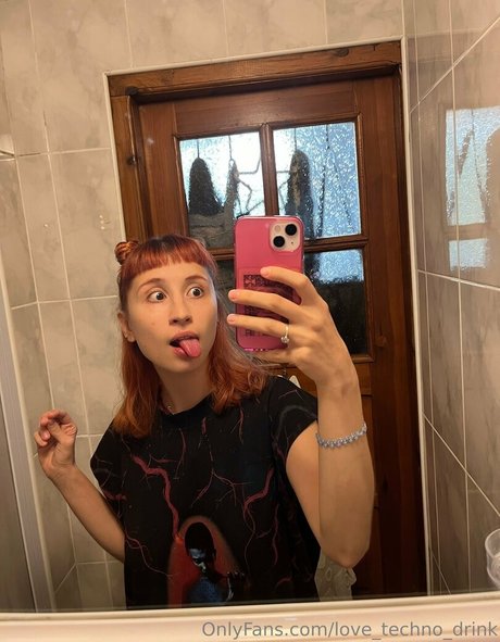 chubby teen onlyfans naked pictures