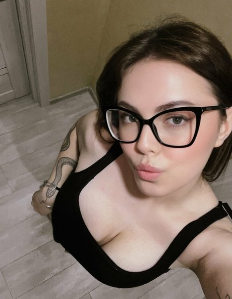 riyaxx pornstar free galleries