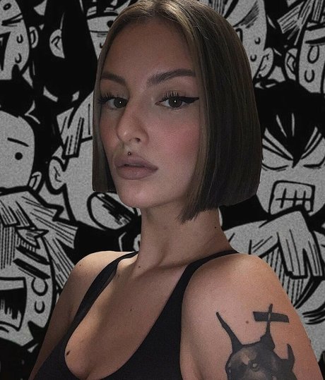 likebaklava top model picture