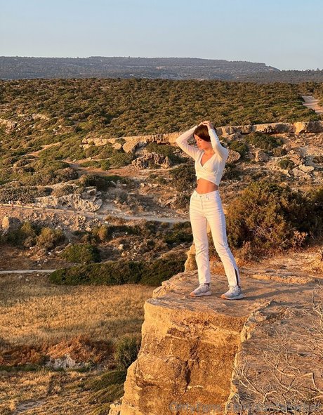 lanayasweet model hot photo