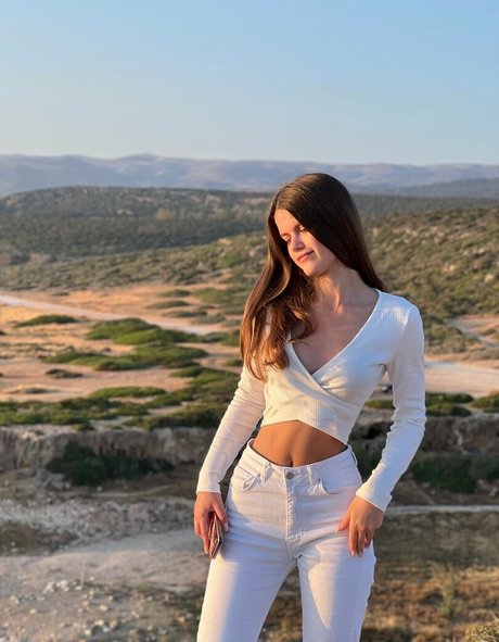 lanayasweet pornstar beautiful image