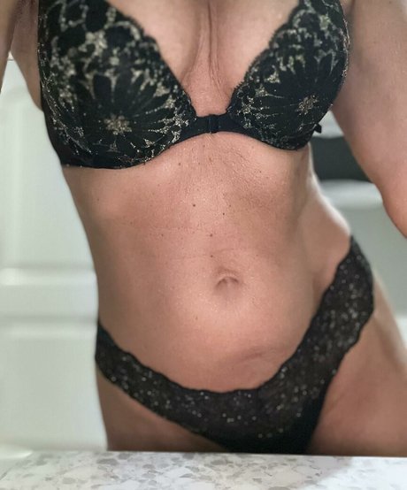 Jenniferssecrets star adult photos