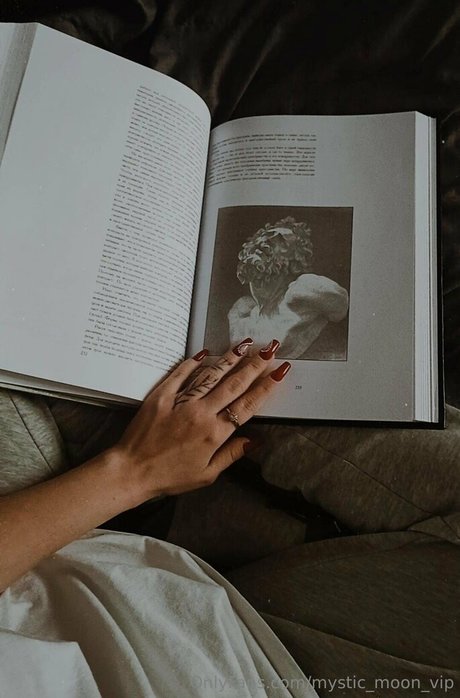 margomistress model adult img